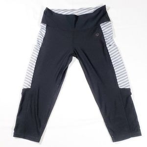 💝Athletica Vogo Cropped Leggings.